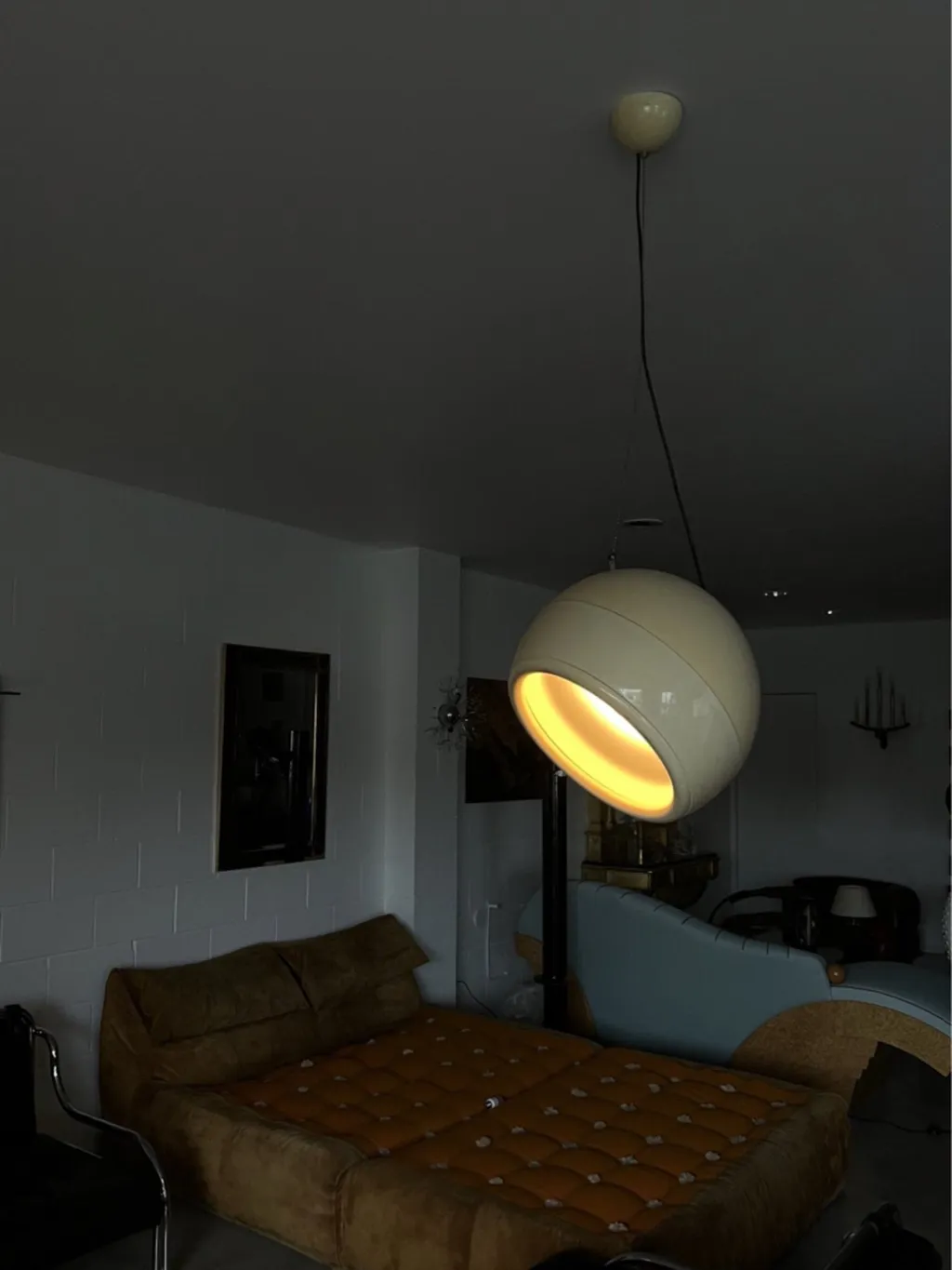 Space Age Pallade Pendant Lamp by Studio Tetrarch for Artemide — view 5